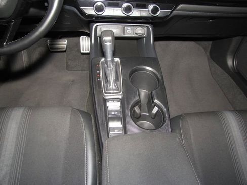 Certified 2024 Honda Civic Sport image 15