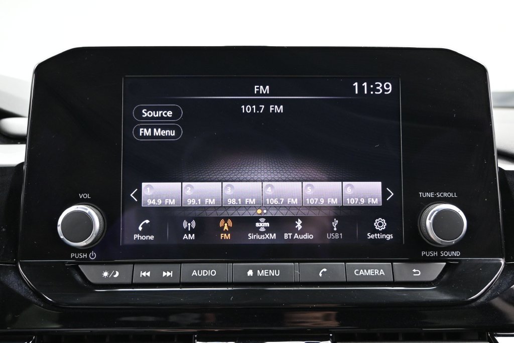 Used 2025 Nissan Pathfinder SV AWD/4WD image 25