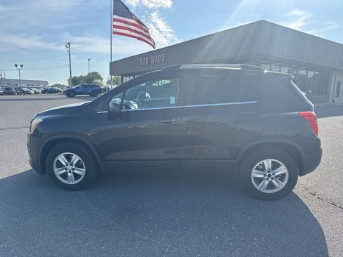 Used 2015 Chevrolet Trax LT AWD/4WD image 2