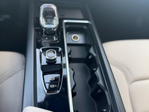 New 2026 Volvo XC60 T8 Plus w/ Protection Package Premier AWD/4WD image 26