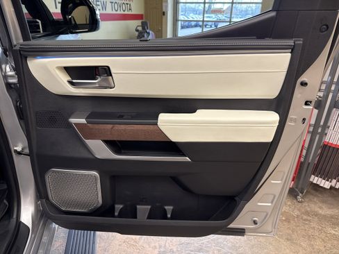 Used 2023 Toyota Tundra Capstone AWD/4WD image 24