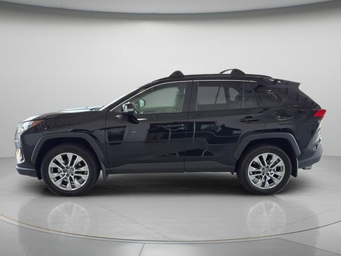 Used 2025 Toyota RAV4 XLE Premium FWD image 2
