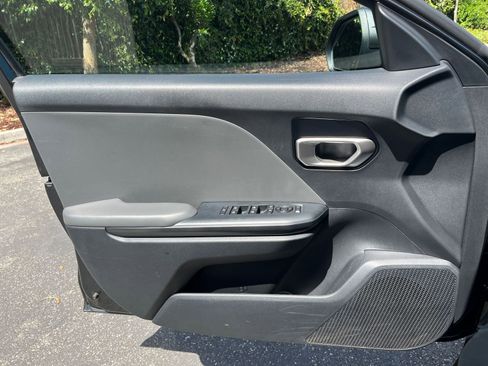 Used 2025 Kia K4 LXS image 18