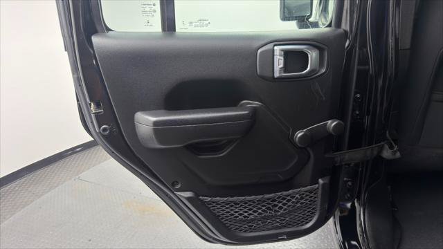 Used 2023 Jeep Wrangler Unlimited Sport AWD/4WD image 14