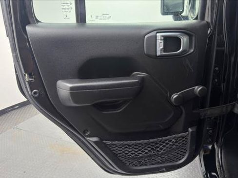 Used 2023 Jeep Wrangler Unlimited Sport AWD/4WD image 14