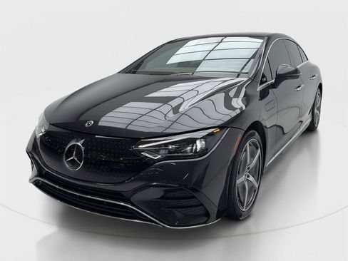 Used 2023 Mercedes-Benz EQE 350+ Sedan image 4