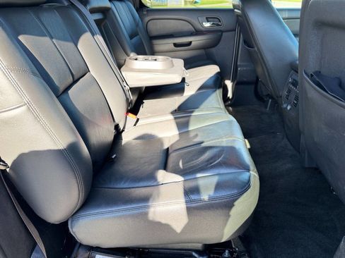 Used 2013 Chevrolet Avalanche LT w/ All-Star Edition image 16