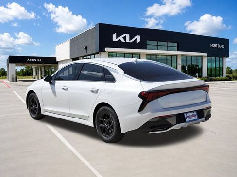 New 2026 Kia K5 LXS FWD image 7