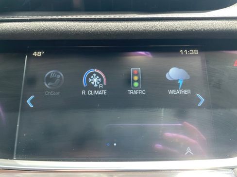 Used 2017 Cadillac XT5 Platinum AWD/4WD image 21
