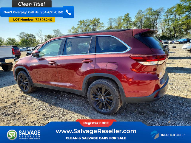 Used 2019 Toyota Highlander SE AWD/4WD image 3