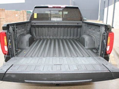 Used 2019 GMC Sierra 1500 SLT image 27