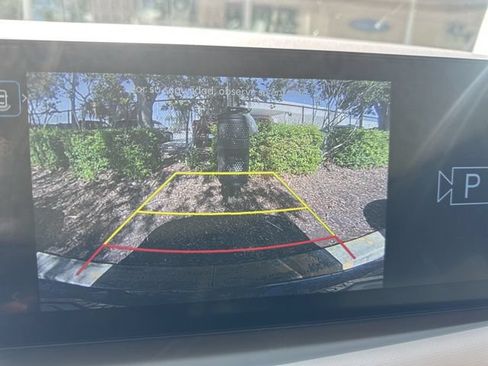Used 2025 Hyundai Tucson SEL FWD image 32