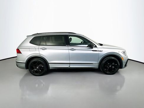 Used 2023 Volkswagen Tiguan SE R-Line image 8