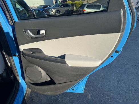 Used 2022 Hyundai Kona SEL w/ Convenience Package FWD image 30