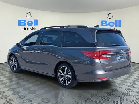Certified 2024 Honda Odyssey Touring image 3