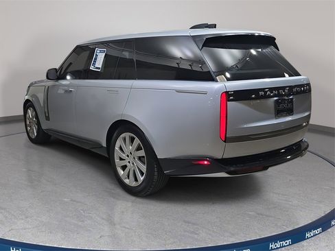 Used 2024 Land Rover Range Rover SE image 8