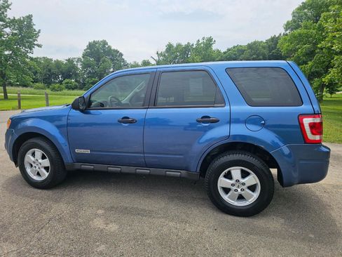 Used 2010 Ford Escape XLS FWD image 8
