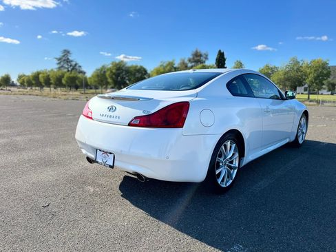 Used 2012 INFINITI G37 Journey w/ Premium Pkg image 5