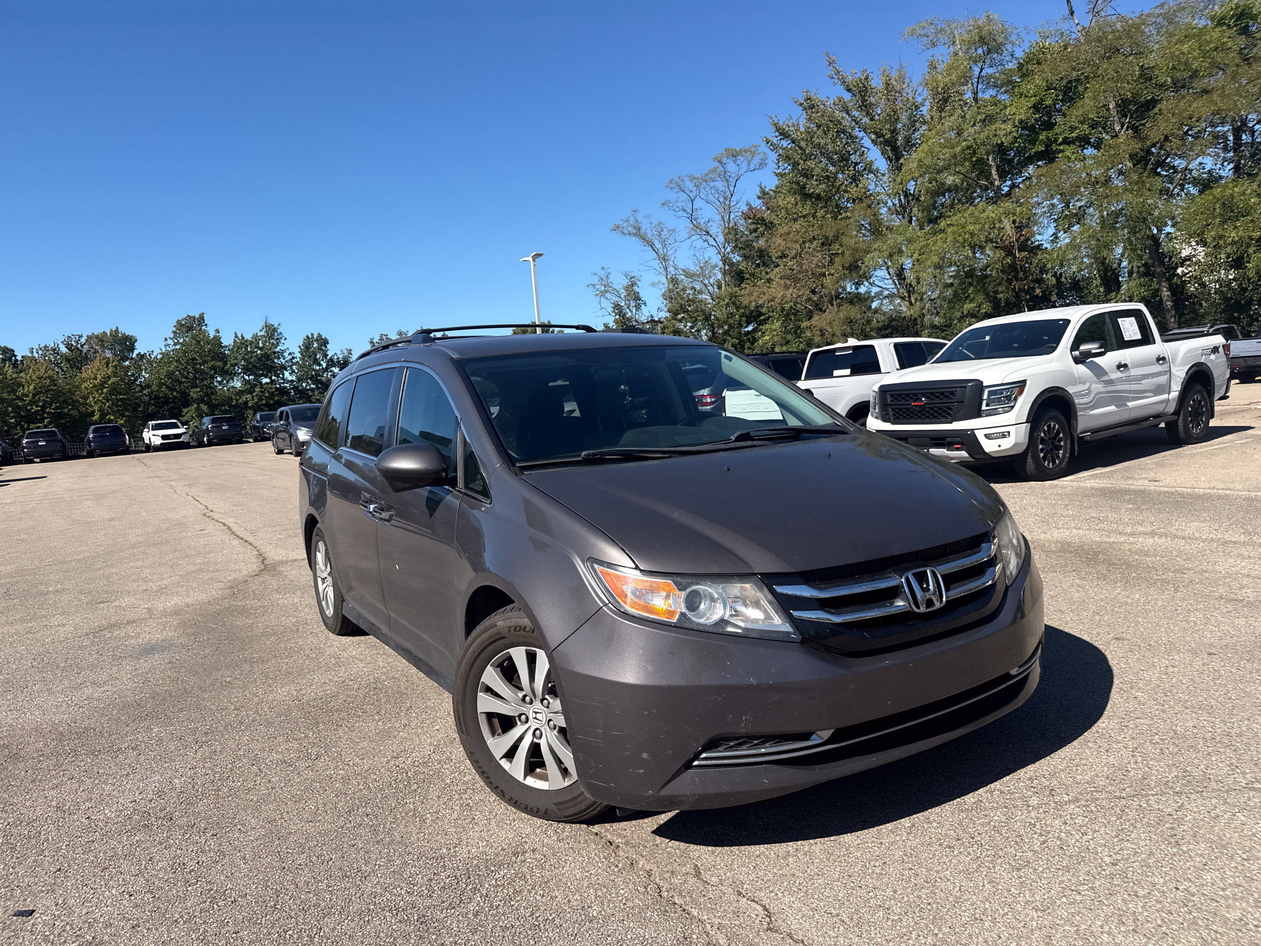 Used 2016 Honda Odyssey SE image 18