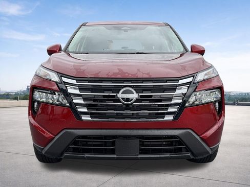 Certified 2026 Nissan Rogue SV FWD image 8