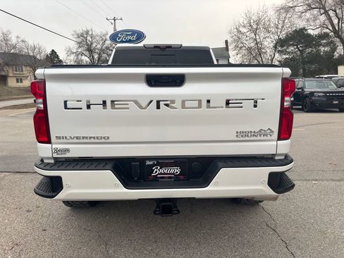 Used 2020 Chevrolet Silverado 2500 High Country w/ Z71 Off-Road Package image 10