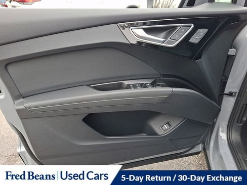 Used 2024 Audi Q4 e-tron Premium Plus image 13