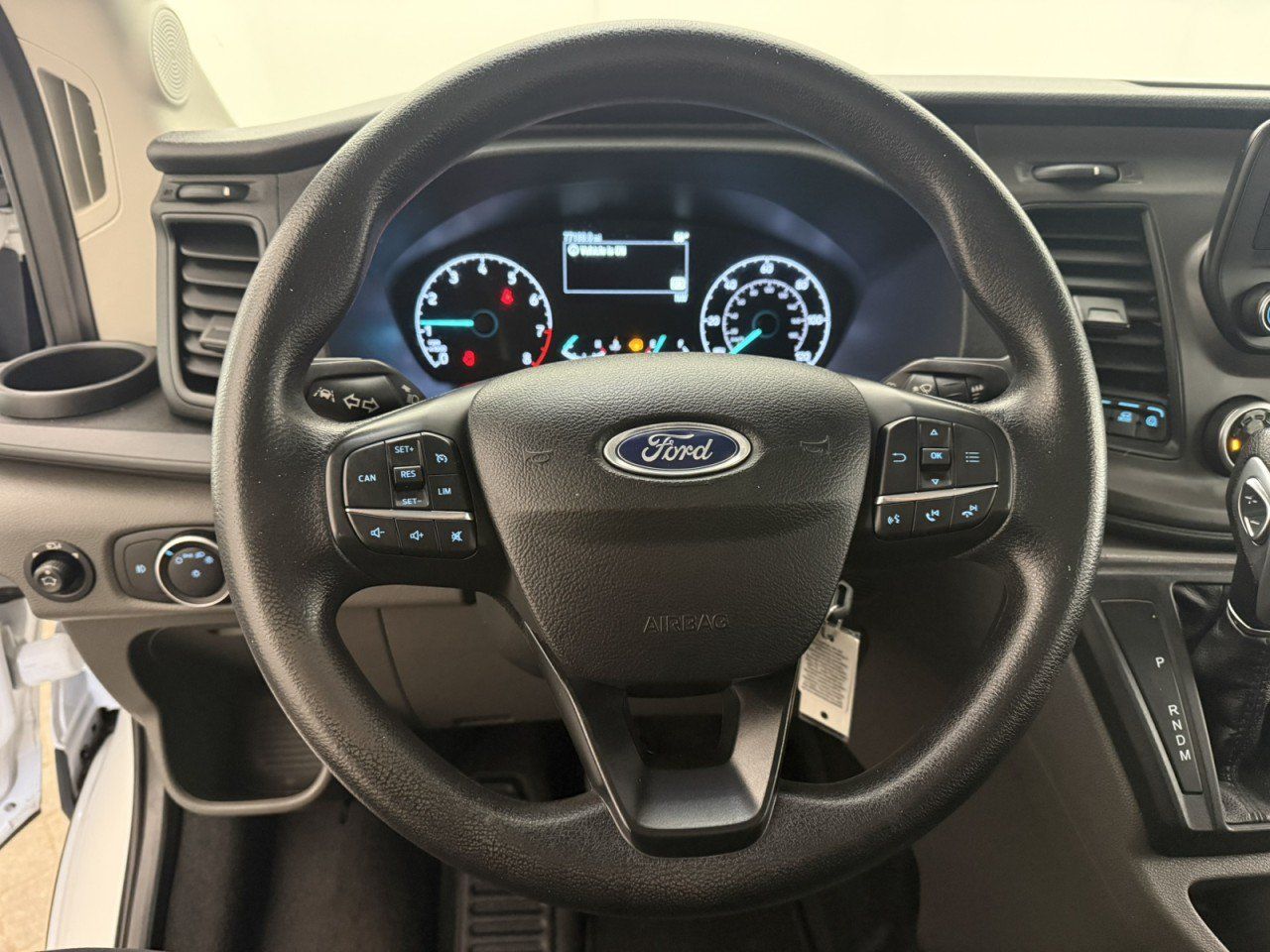 Used 2020 Ford Transit 350 XLT RWD image 21