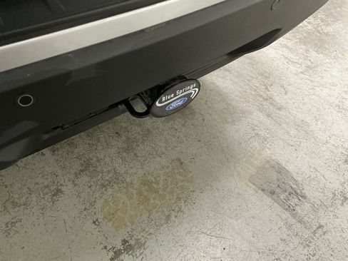 Used 2025 Ford Explorer Active image 7