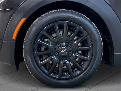 Used 2015 MINI Cooper S image 11