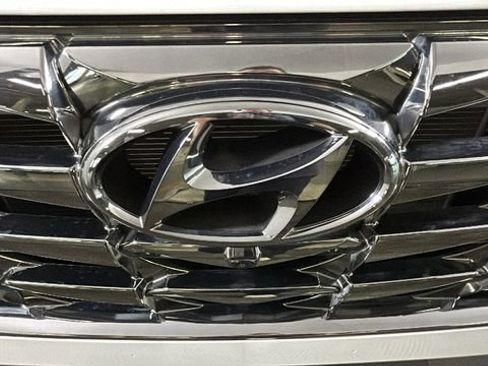 Certified 2023 Hyundai Tucson Limited AWD/4WD image 8