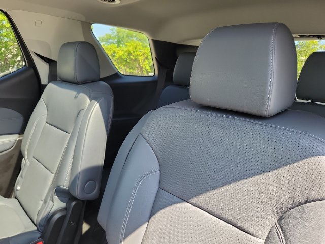 Used 2020 Chevrolet Traverse Premier FWD image 12