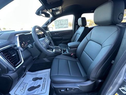 New 2026 GMC Canyon Elevation w/ Convenience Package image 14