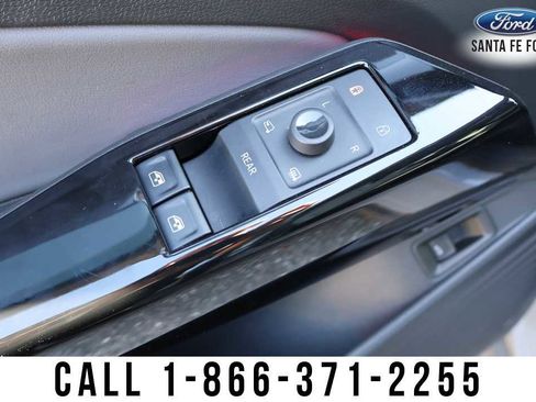 Used 2022 Volkswagen ID.4 Pro S w/ Gradient Package image 10