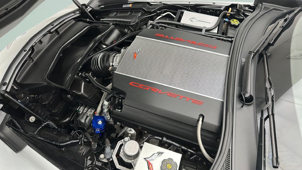 Used 2015 Chevrolet Corvette Stingray Coupe w/ 2LT Preferred Equipment Group RWD image 22