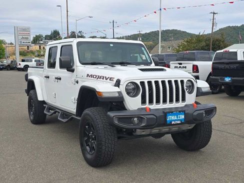 Used 2020 Jeep Gladiator Mojave AWD/4WD image 7