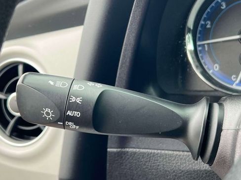 Certified 2018 Toyota Corolla LE image 26