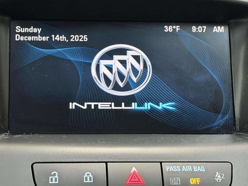 Used 2013 Buick Regal Premium image 37