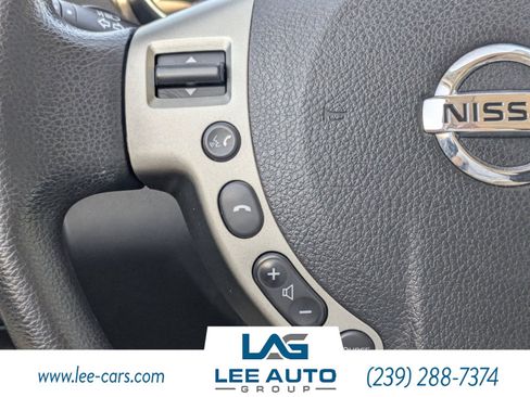 Used 2013 Nissan Rogue SV image 20