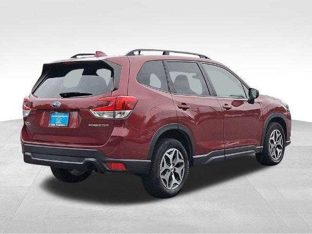 Used 2023 Subaru Forester Premium AWD/4WD image 6