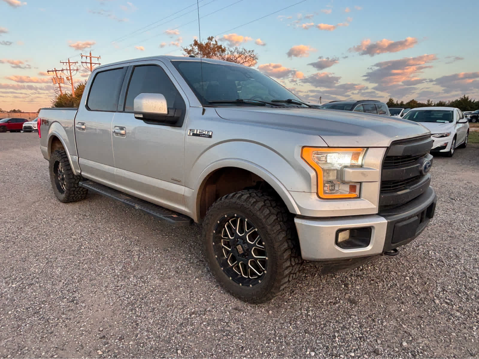 Used 2015 Ford F150 Lariat w/ Equipment Group 502A Luxury AWD/4WD image 9