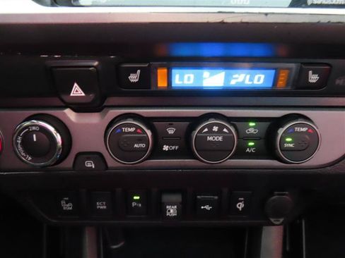 Used 2022 Toyota Tacoma TRD Pro AWD/4WD image 27