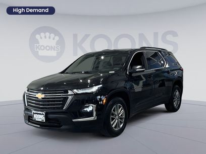 Used 2023 Chevrolet Traverse LT