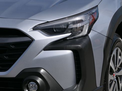 Certified 2024 Subaru Outback Premium AWD/4WD image 9
