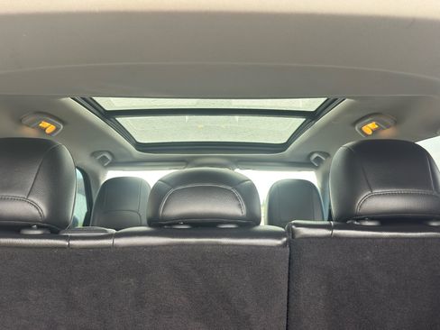 Used 2017 Jeep Compass Latitude w/ Popular Equipment Group image 48