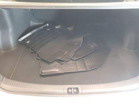 Used 2024 Toyota Corolla LE image 8