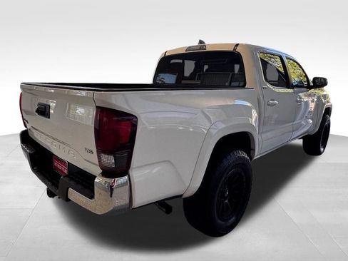 Used 2021 Toyota Tacoma SR5 AWD/4WD image 6