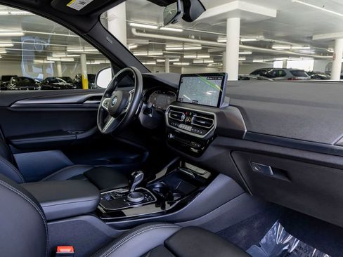Used 2022 BMW X3 sDrive30i w/ M Sport Package 2 RWD image 30
