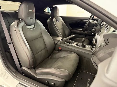Used 2012 Chevrolet Camaro ZL1 RWD image 33