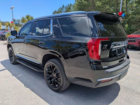 Used 2024 GMC Yukon SLT w/ SLT Luxury Package RWD image 6