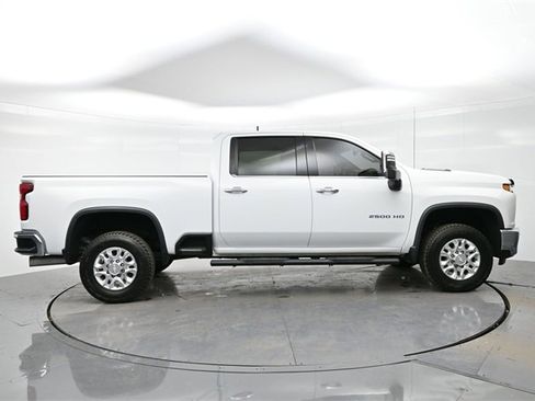 Used 2020 Chevrolet Silverado 2500 LTZ w/ LTZ Plus Package image 8